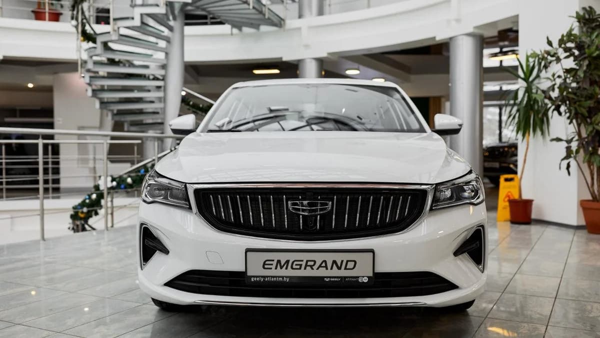 Джили Эмгранд, 2024 - фото 1